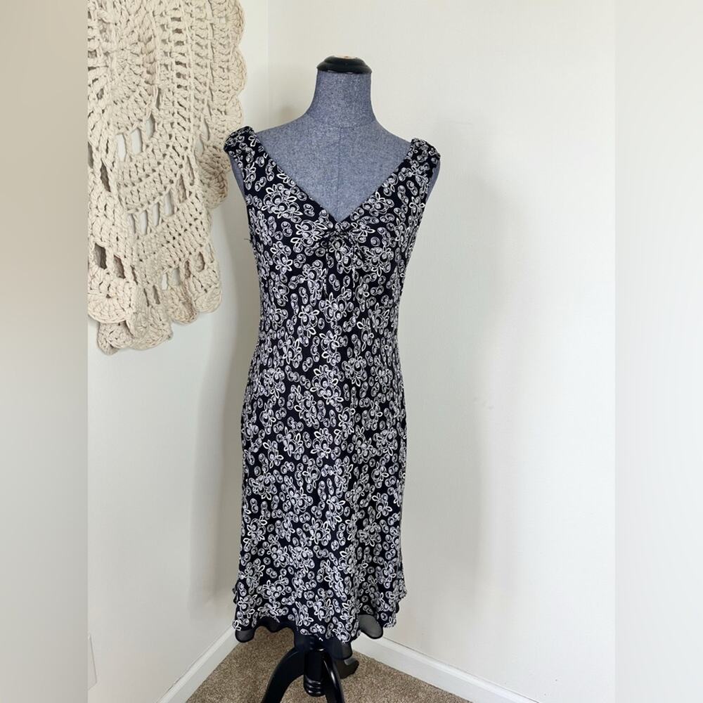 Ann Taylor LOFT Vintage Y2K Black and White Floral Bias Cut Midi Dress Size 10